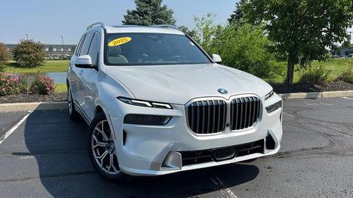 2025 BMW X7 xDrive40i