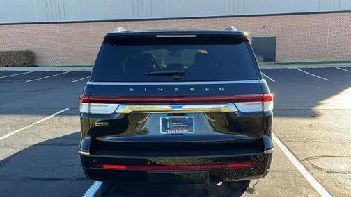 2024 Lincoln Navigator L Reserve