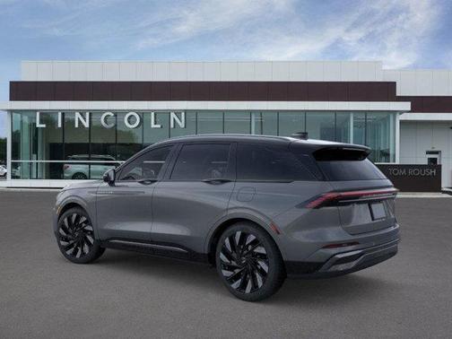 2025 Lincoln Nautilus Reserve