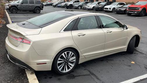 2017 Lincoln MKZ Reserve