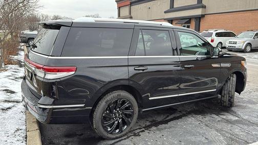 2024 Lincoln Navigator Premiere