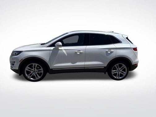 White Platinum Clearcoat Metallic 2015 Lincoln MKC Base