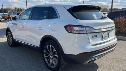 2022 Lincoln Nautilus Reserve