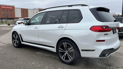 2022 BMW X7 xDrive40i
