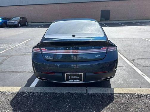 2017 Lincoln MKZ Select