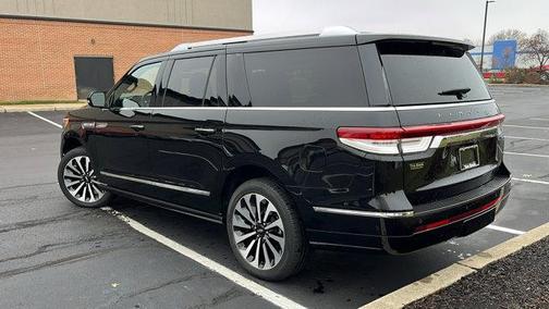 2022 Lincoln Navigator L Reserve