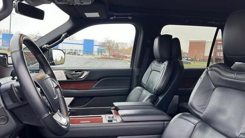2022 Lincoln Navigator L Reserve