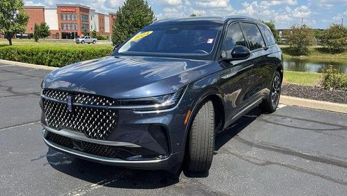2024 Lincoln Nautilus Reserve