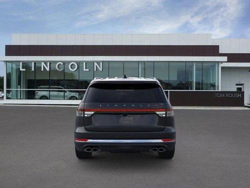 Infinite Black Metallic 2026 Lincoln Aviator Premiere