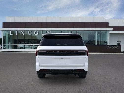 2025 Lincoln Navigator Black Label