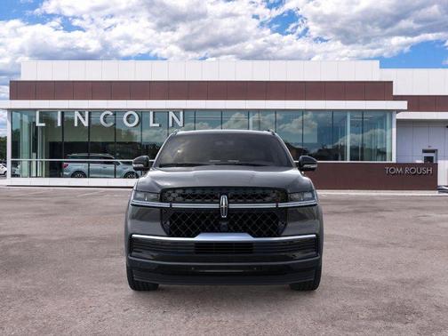 Starlight 2026 Lincoln Navigator Reserve