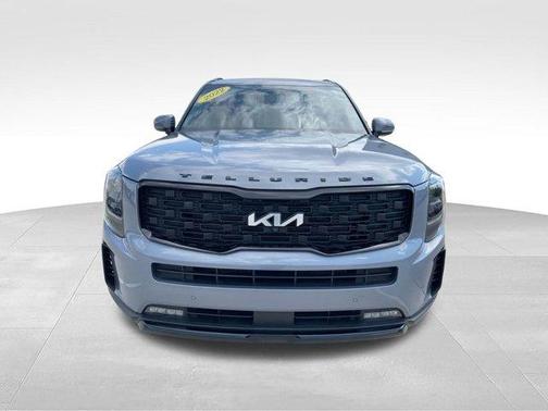 Everlasting Silver 2022 Kia Telluride SX