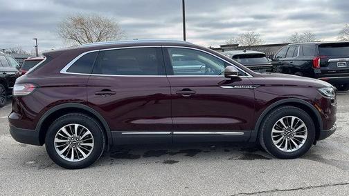 2022 Lincoln Nautilus Standard