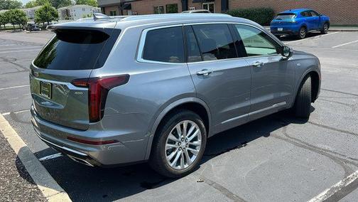 2021 Cadillac XT6 Premium Luxury AWD