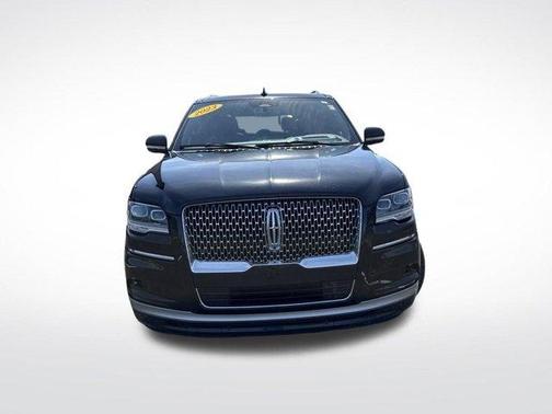 Black Metallic 2023 Lincoln Navigator Reserve