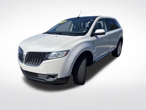 White Platinum Tri-Coat Metallic 2015 Lincoln MKX Base
