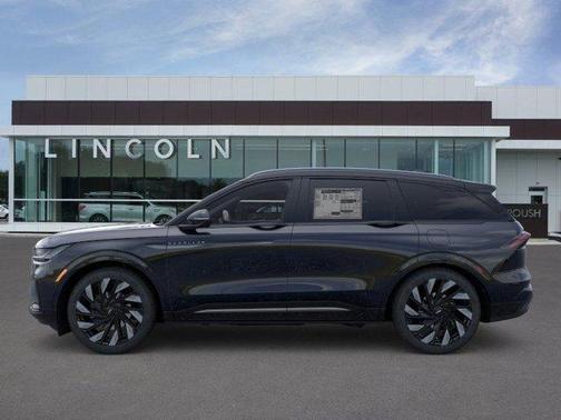 Black Metallic 2026 Lincoln Nautilus Reserve
