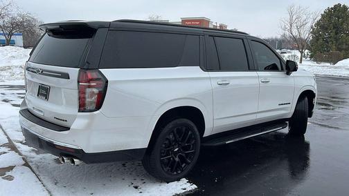 2023 Chevrolet Suburban Premier