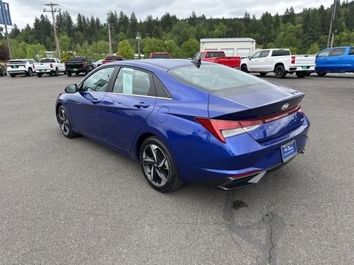 2023 Hyundai ELANTRA LIMITED