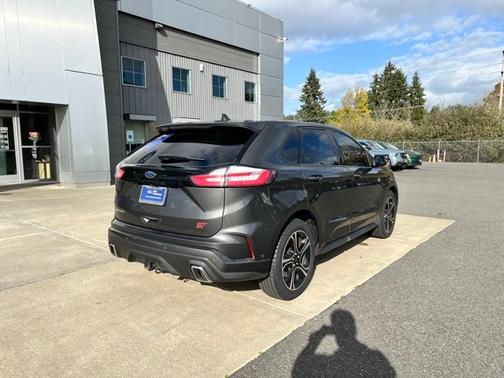 2019 Ford Edge ST