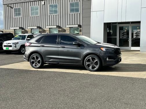 2019 Ford Edge ST