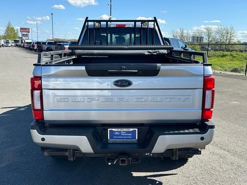 2022 Ford F-350 LARIAT SUPER DUTY