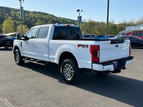 2022 Ford F-350 LARIAT SUPER DUTY