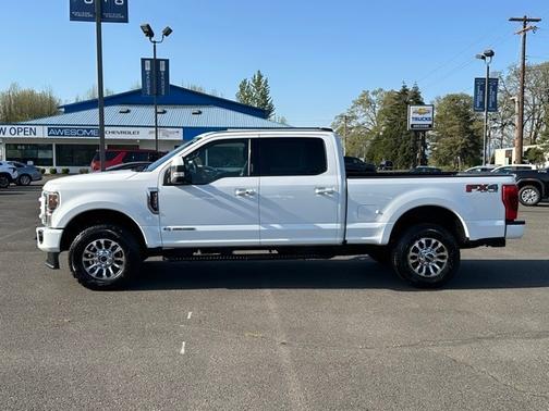 2022 Ford F-350 LARIAT SUPER DUTY