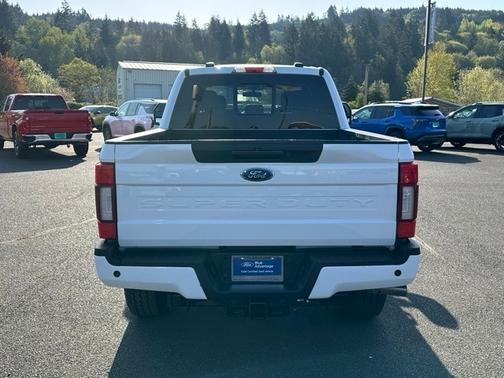 2022 Ford F-350 LARIAT SUPER DUTY