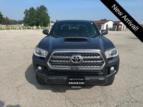 2016 Toyota Tacoma TRD Sport