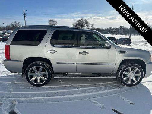 2011 Cadillac Escalade Platinum Edition