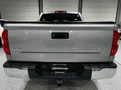 2017 Toyota Tundra SR5