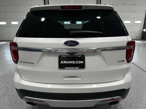 White Platinum Clearcoat Metallic 2016 Ford Explorer Platinum