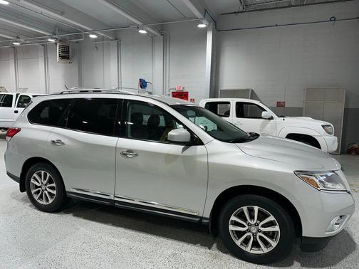 2015 Nissan Pathfinder SL