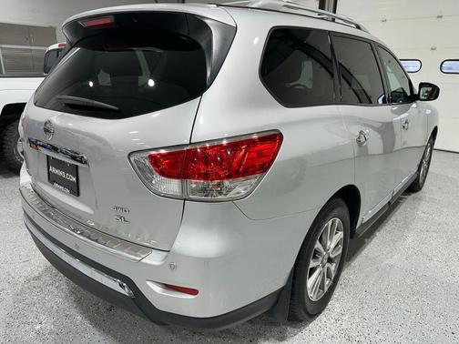 2015 Nissan Pathfinder SL
