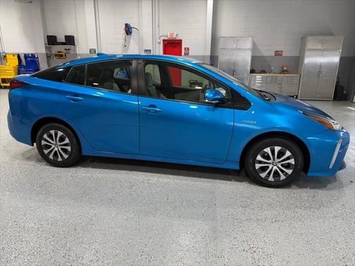 2020 Toyota Prius XLE