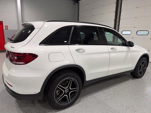 Polar White 2022 Mercedes-Benz GLC 300 4MATIC