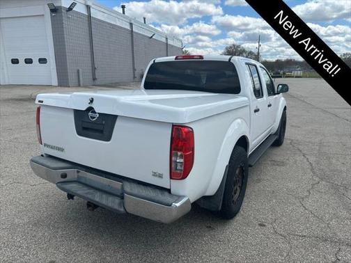 2005 Nissan Frontier SE Crew Cab