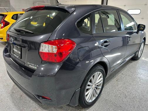 2013 Subaru Impreza 2.0i Premium