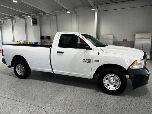 Bright White Clearcoat 2021 RAM 1500 Classic Tradesman