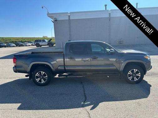 2016 Toyota Tacoma TRD Sport