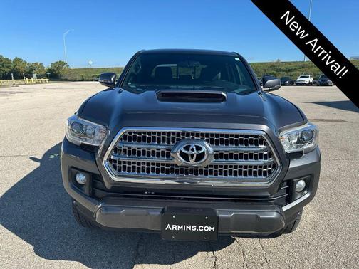 2016 Toyota Tacoma TRD Sport