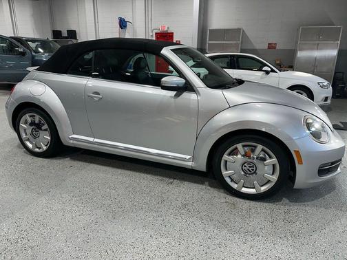 2013 Volkswagen Beetle 2.5L