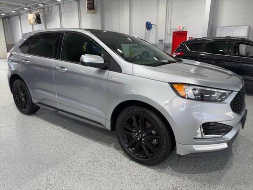2022 Ford Edge ST Line