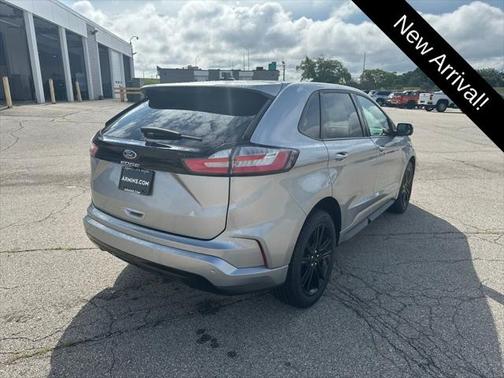 2022 Ford Edge ST Line