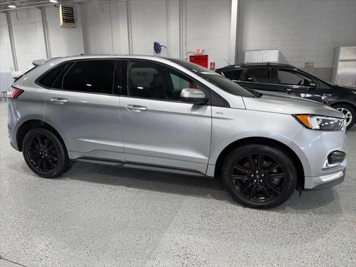2022 Ford Edge ST Line