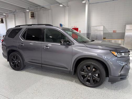 Gray 2025 Honda Pilot Black Edition AWD
