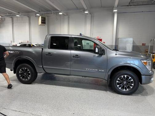 2018 Nissan Titan PRO-4X