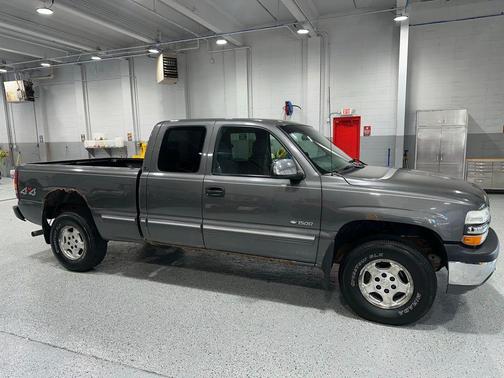 1999 Chevrolet Silverado 1500 LS Extended Cab