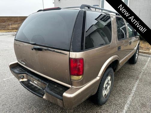 2004 Chevrolet Blazer LS